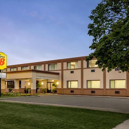 Hotel Super 8 By Wyndham Sarnia On Exterior foto